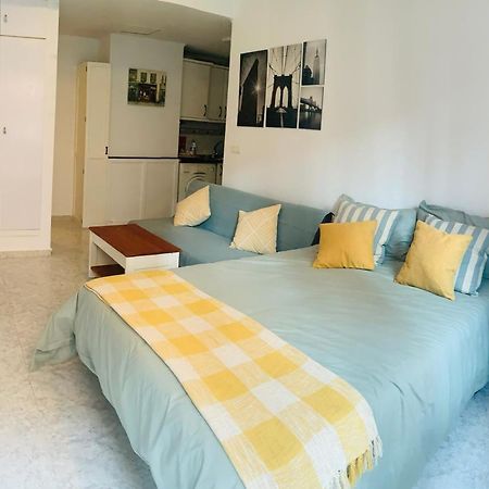 Acuario 22 Apartment Benalmadena Bagian luar foto